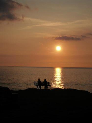 Flat-B, 4 Adults, 20 Mins To Beach, Netflix, Wifi, Sleeps 4 Adults Bournemouth Exteriér fotografie
