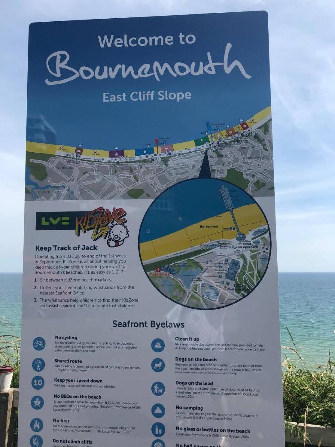 Flat-B, 4 Adults, 20 Mins To Beach, Netflix, Wifi, Sleeps 4 Adults Bournemouth Exteriér fotografie